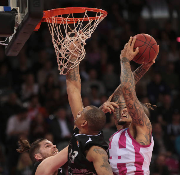 空间被完全 空间被完全