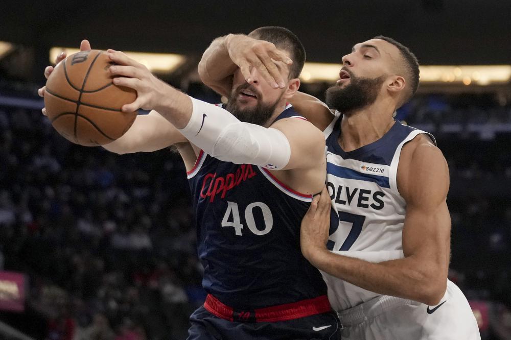 和裁判的高 和裁判的高