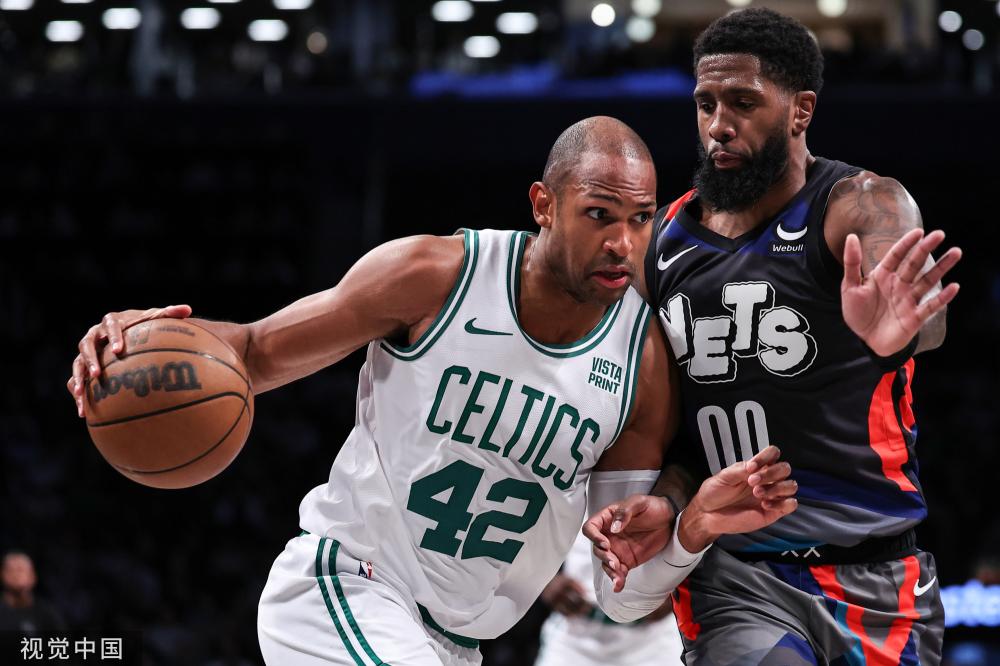 动场上还是 动场上还是